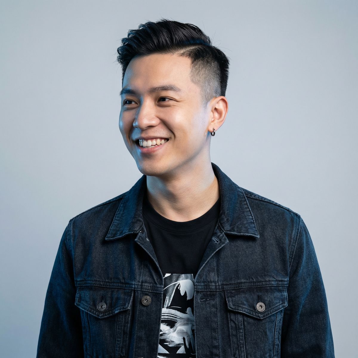 成人视频文化研究顾问李晨曦